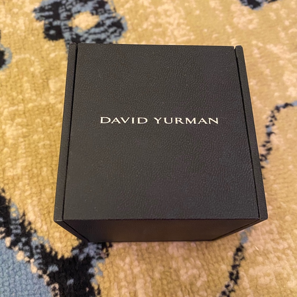 Petite Albion Ring with Citrine and Diamonds - Picture 8 of 9